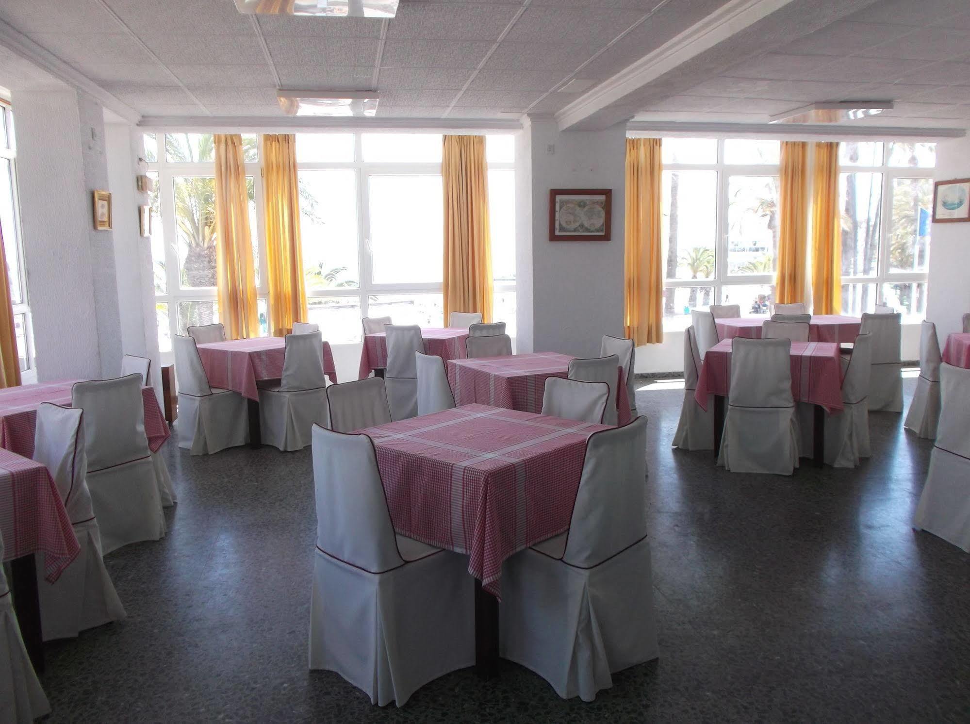 סנטיאגו דה לה ריברה Hotel Lido מראה חיצוני תמונה