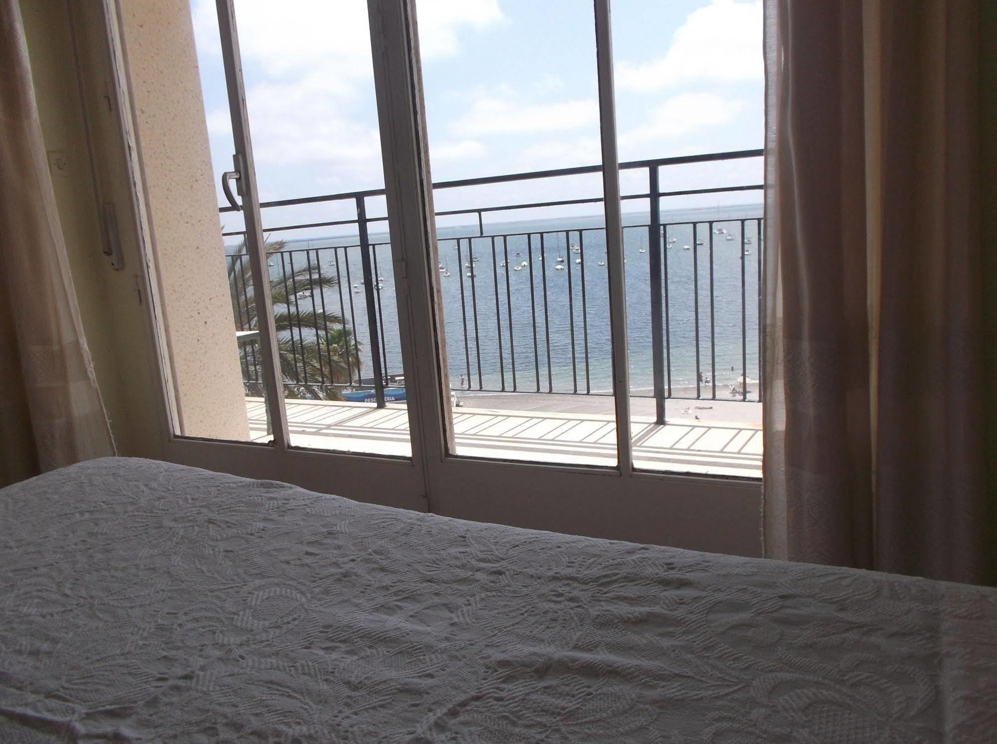 סנטיאגו דה לה ריברה Hotel Lido מראה חיצוני תמונה
